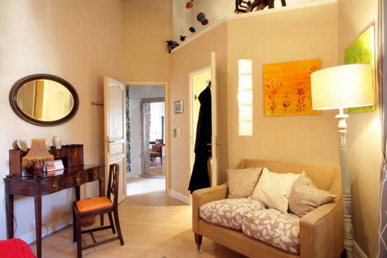 ลา แมซง เด เท็กซ์ไทล์ Bed & Breakfast Montolieu ภายนอก รูปภาพ
